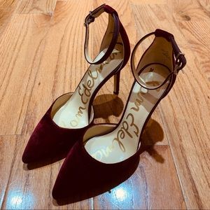 Sam Edelman Harlow Velvet Pump Burgundy